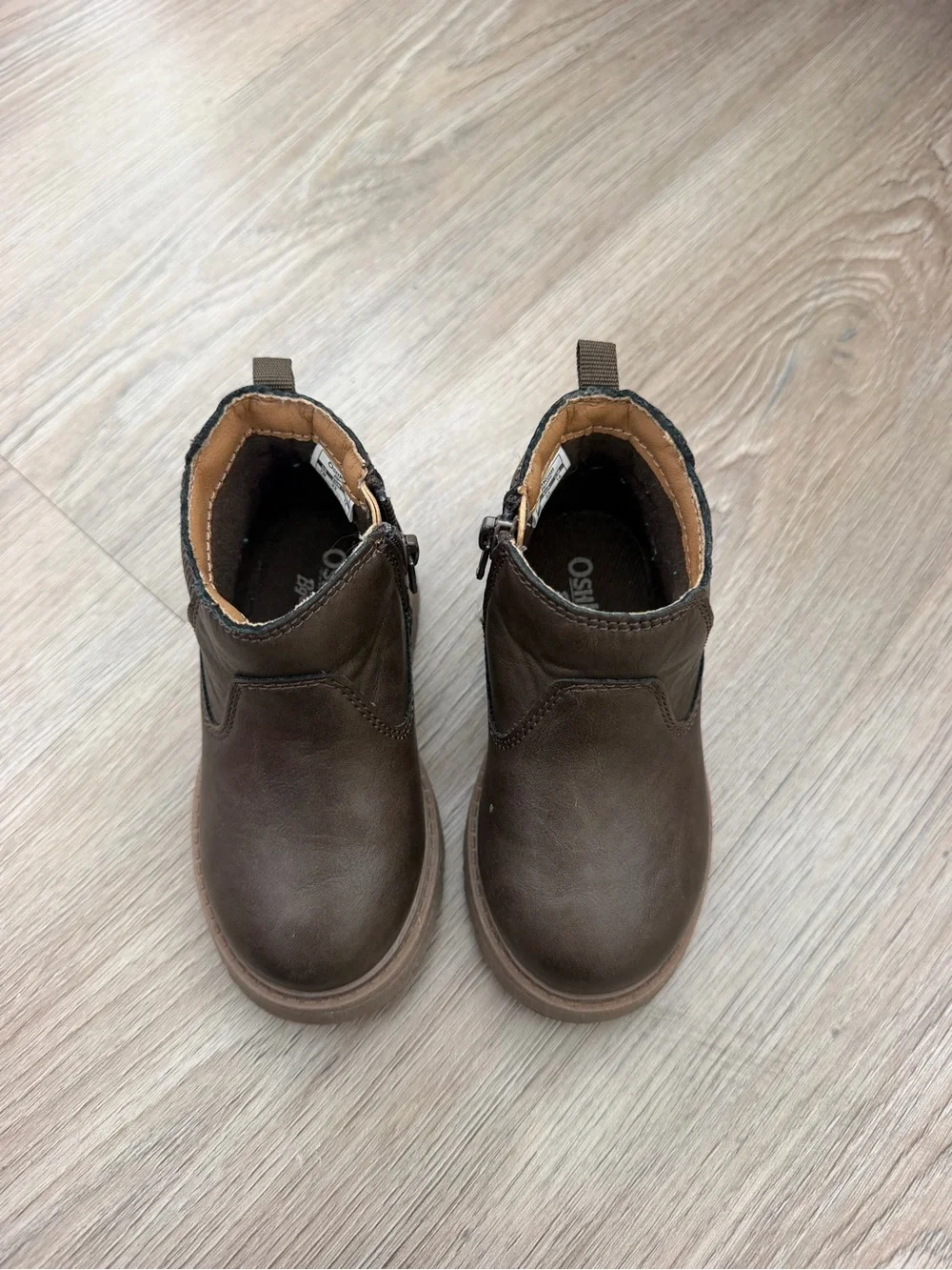 OshKosh B’gosh Toddler Boy Brown Ankle Boots Size 7c